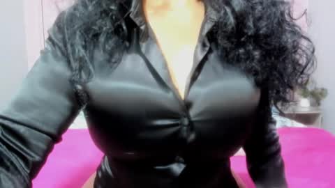 Snapshot of 00valeriasexxx chatting on February 2, 1:41 pm Valeria online show from February 2, 1:41 pm
