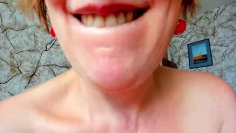 12ennie online show from June 25, 5:12 am