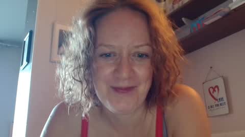 Snapshot of 12ennie chatting on September 25, 6:56 am 12ennie online show from September 25, 6:56 am