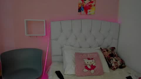Snapshot of 18candy chatting on January 9, 9:58 pm 18candy online show from January 9, 9:58 pm