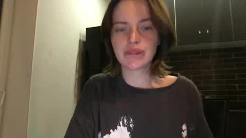 Snapshot of 1dove chatting on January 27, 5:26 pm DOVE online show from January 27, 5:26 pm