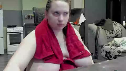 Snapshot of 1lindsey1 chatting on February 22, 8:50 am 1LINDSEY1 online show from February 22, 8:50 am