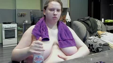 Snapshot of 1lindsey1 chatting on March 7, 6:22 pm 1LINDSEY1 online show from March 7, 6:22 pm