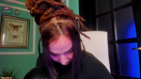 Moona  online show from January 7, 2:53 pm