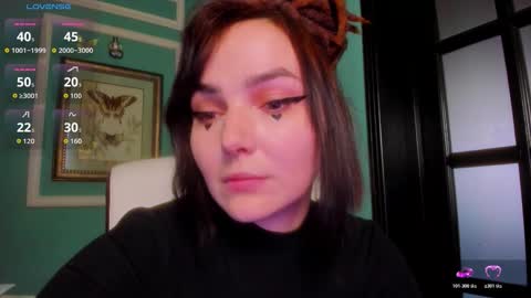 Moona  online show from January 19, 2:24 pm