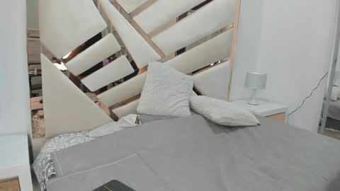 Luisa online show from February 1, 7:02 pm