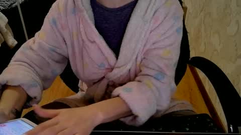 Snapshot of 1your_hot_girls chatting on December 11, 5:36 pm 1your_hot_girls online show from December 11, 5:36 pm