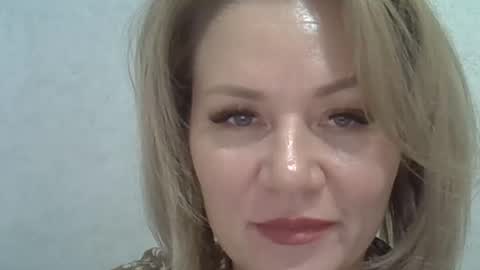 3susie online show from October 3, 8:41 am