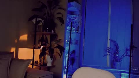 Snapshot of 5_in_one chatting on February 27, 5:24 am Sunshine online show from February 27, 5:24 am