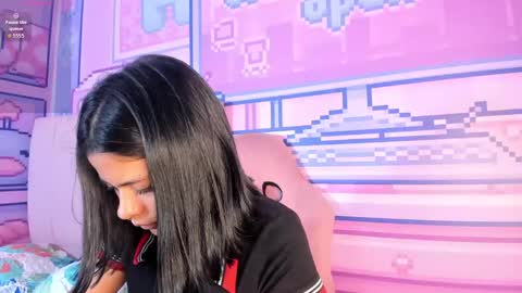 Alice  online show from September 9, 9:25 pm