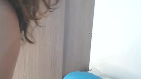 _abrill_20 online show from March 23, 5:41 pm