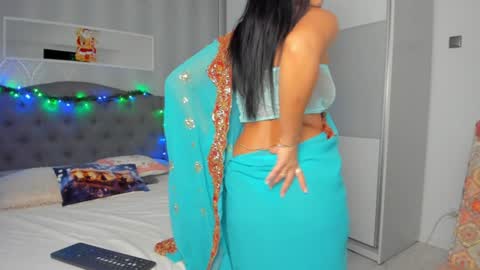 Adelle online show from December 14, 12:44 pm