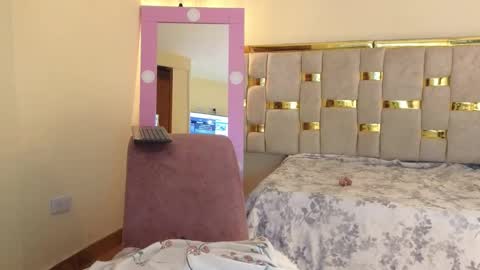 afrodita23 online show from March 14, 6:03 am