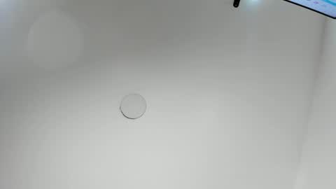 Snapshot of _agathaargent chatting on January 4, 8:27 pm Agatha online show from January 4, 8:27 pm