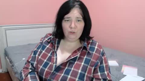 Snapshot of _alexandra_ray_ chatting on October 14, 4:09 pm _alexandra_ray_ online show from October 14, 4:09 pm
