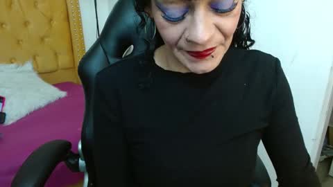 Snapshot of _alexandrajones chatting on February 27, 5:45 am Alexandra online show from February 27, 5:45 am