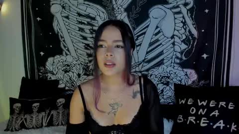 _alicesasha_ online show from November 9, 8:43 am