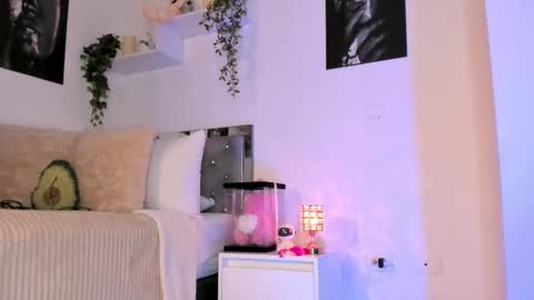 Karo online show from October 23, 8:15 pm