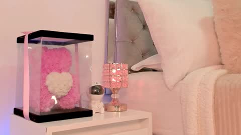 Karo online show from December 22, 7:50 pm