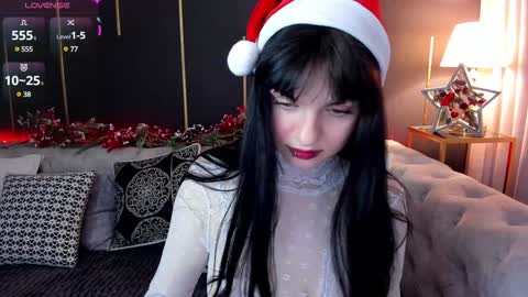 Snapshot of _allisson__ chatting on December 26, 1:18 am Alison online show from December 26, 1:18 am