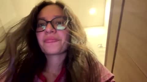 _alyson online show from May 17, 12:10 am