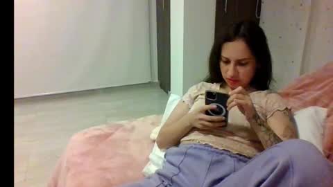 Snapshot of _alyson chatting on September 15, 5:49 am _alyson online show from September 15, 5:49 am