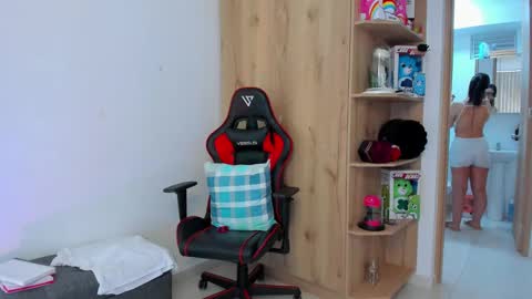 AMANDA online show from September 24, 5:56 pm