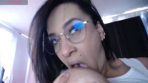 andrea online show from March 26, 7:26 pm