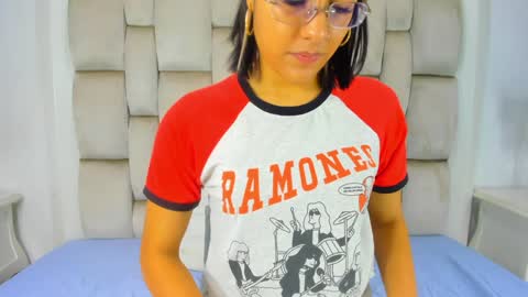 Angel Azul online show from January 7, 11:37 am