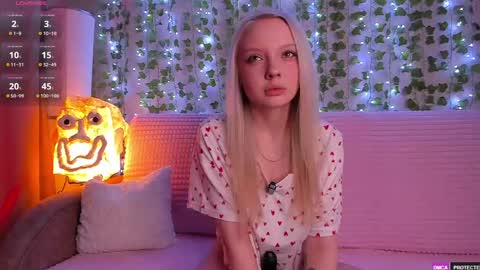 Emily online show from May 4, 2:15 am