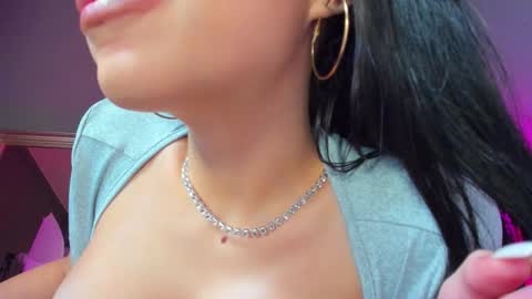 Snapshot of _anna_bloom chatting on October 3, 8:36 pm Anna online show from October 3, 8:36 pm