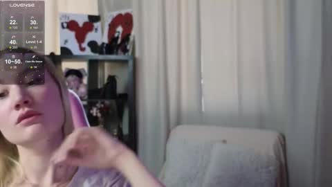 Snapshot of _anna_nolan_ chatting on September 16, 6:43 am Anna Nolan online show from September 16, 6:43 am