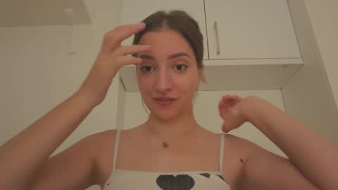 Snapshot of _annieone chatting on September 27, 9:00 pm Anna online show from September 27, 9:00 pm