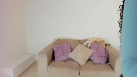    online show from January 16, 1:04 pm