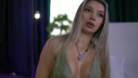 Arielle online show from May 27, 6:32 am