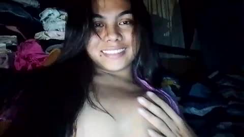 Snapshot of _asianslutyymikha_ chatting on October 12, 6:21 pm _asianslutyymikha_ online show from October 12, 6:21 pm