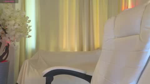 Snapshot of _b00bss_ chatting on September 14, 4:32 am Jess online show from September 14, 4:32 am