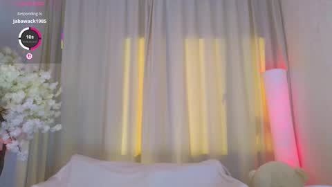 Snapshot of _b00bss_ chatting on September 12, 4:24 am Jess online show from September 12, 4:24 am