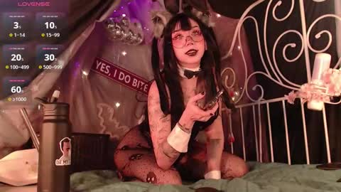 Crystal online show from November 11, 4:48 pm