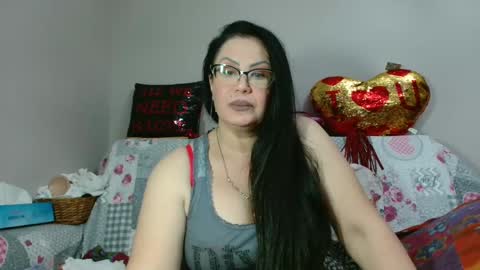 KHALEESI online show from December 5, 1:14 am