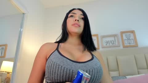 Snapshot of _brenda_becker chatting on February 3, 7:42 pm Brenda online show from February 3, 7:42 pm