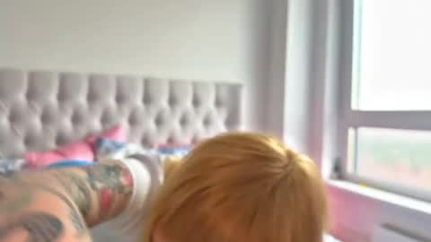 Stella online show from April 2, 12:57 pm