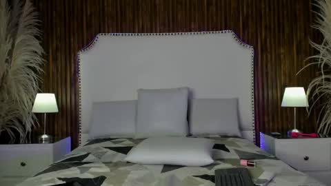_cherry_fox online show from June 5, 11:49 am