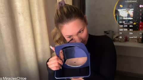 _chloe_miller_ online show from April 5, 11:53 am