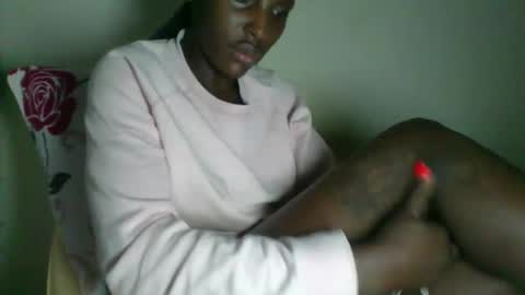 clara online show from November 15, 6:36 am