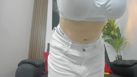 Darcy online show from February 17, 3:28 am