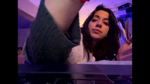 Snapshot of _elena_barra chatting on March 5, 11:06 pm elena barra online show from March 5, 11:06 pm