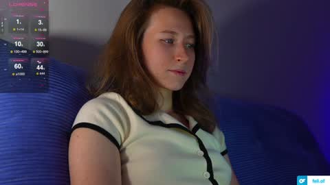 Snapshot of _feli_ chatting on October 7, 1:21 am all my social online show from October 7, 1:21 am