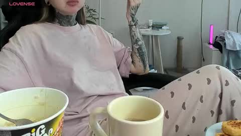 Alis online show from December 5, 11:00 am