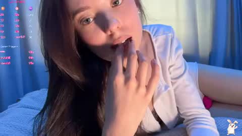 Goldy Grace online show from July 28, 12:48 pm